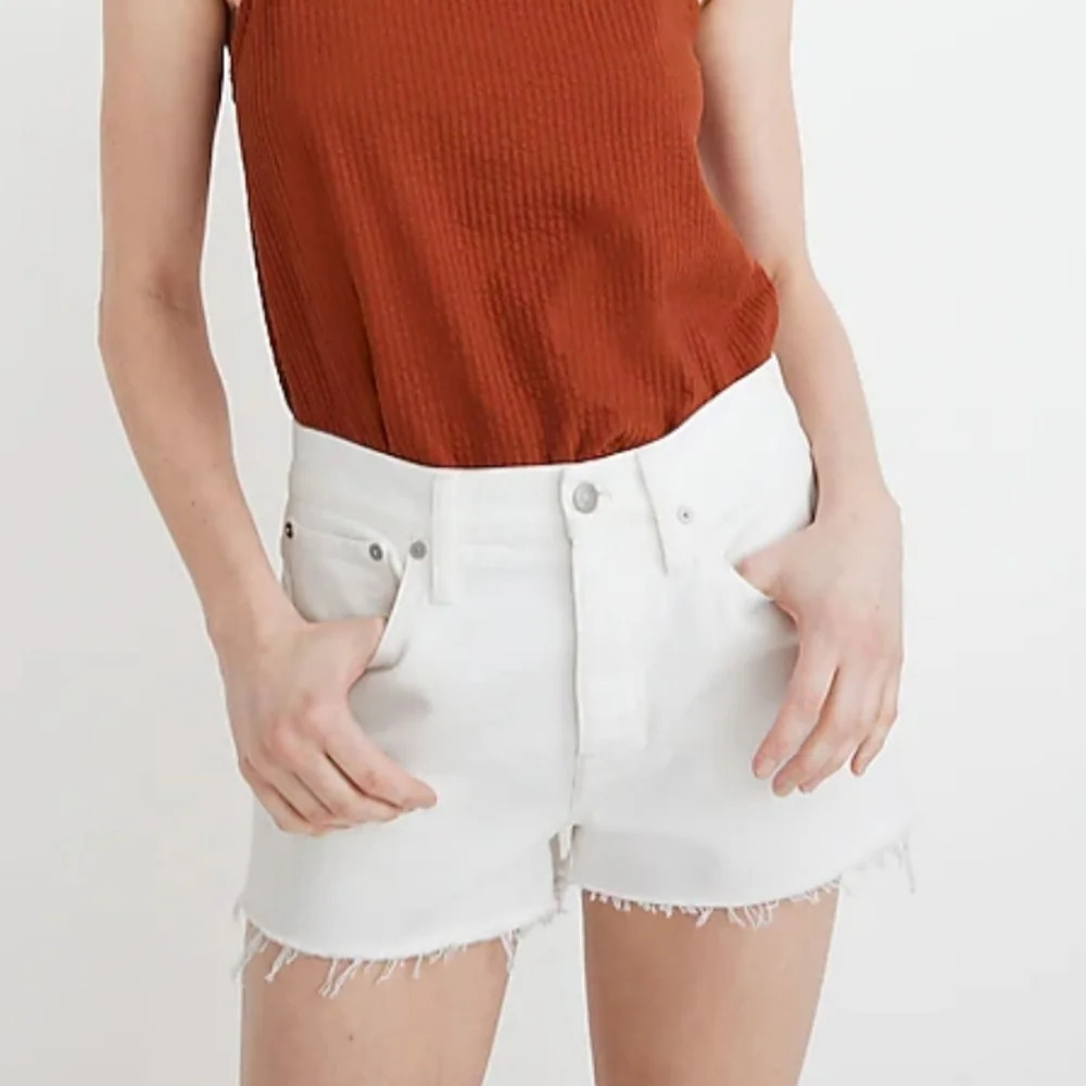 Madewell Relaxed Denim Shorts in Tile White  NWT SZ 29